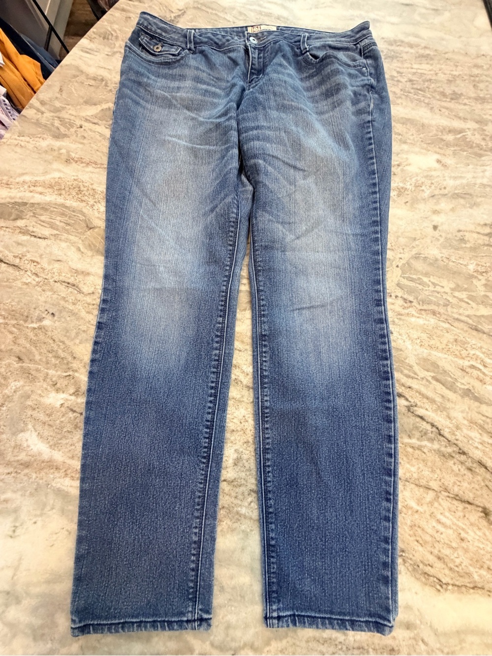 l.e.i. Selena Curvy Skinny Jeans Size 15 Regular Medium Wash